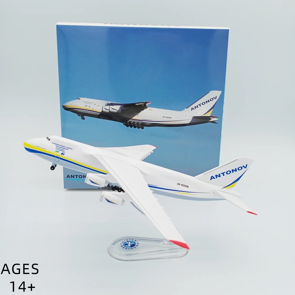 Model Airplane Plastic - 1:400 escala Antonov An-124 aeronave de