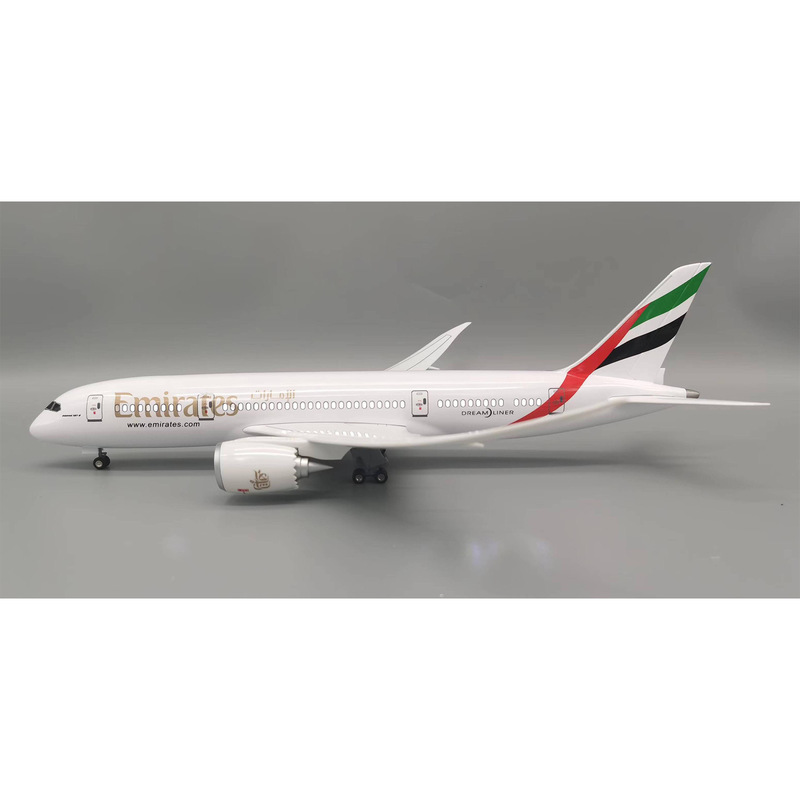 787 Emirates Modelo de Aeronav - Model Airplane Plastic avaliação e preço